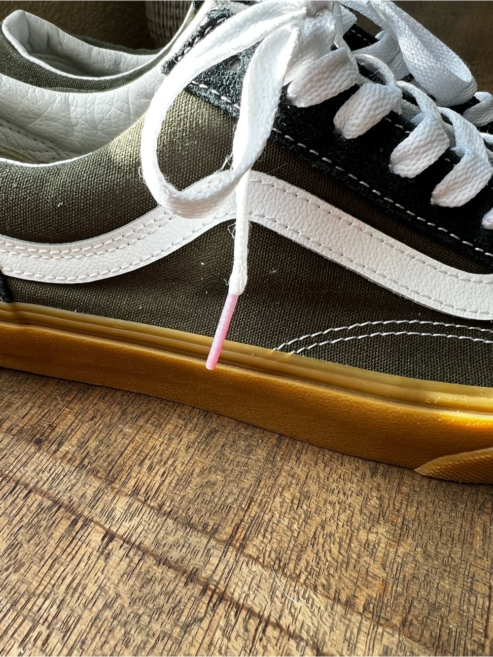 Van’s Old Skool Shoe - Picture 6 of 9
